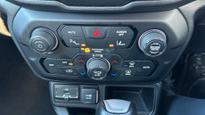 Jeep Renegade 1.3 T4 GSE Night Eagle II 5dr DDCT Petrol Hatchback